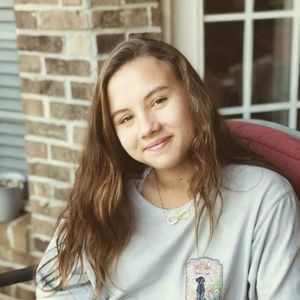 Meet your Posher, Lauran